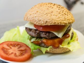 36. Peynirli Yemek Tarifleri: Makarnadan Salataya